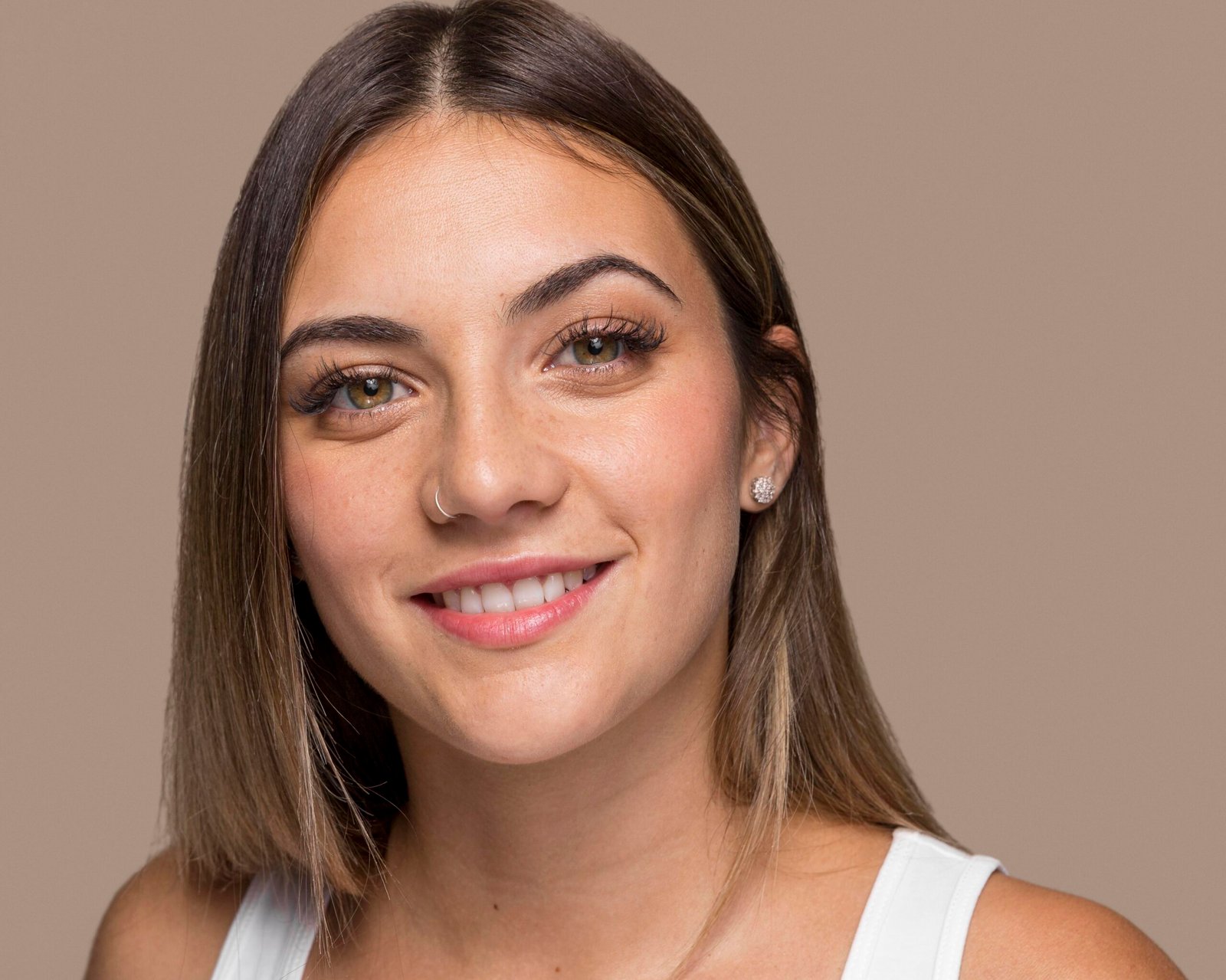 Crème Solaire Teintée Claire Maroc : 9 Bienfaits pour une Protection Naturelle et Lumineuse